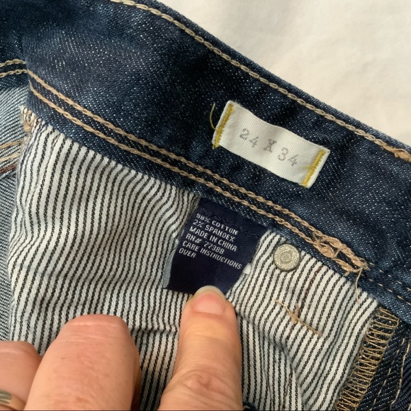 Madewell Rail Straight Jeans 
Dark Wash 24x34 
Made of 98% Cotton 2% Spandex - Picture 8 of 11